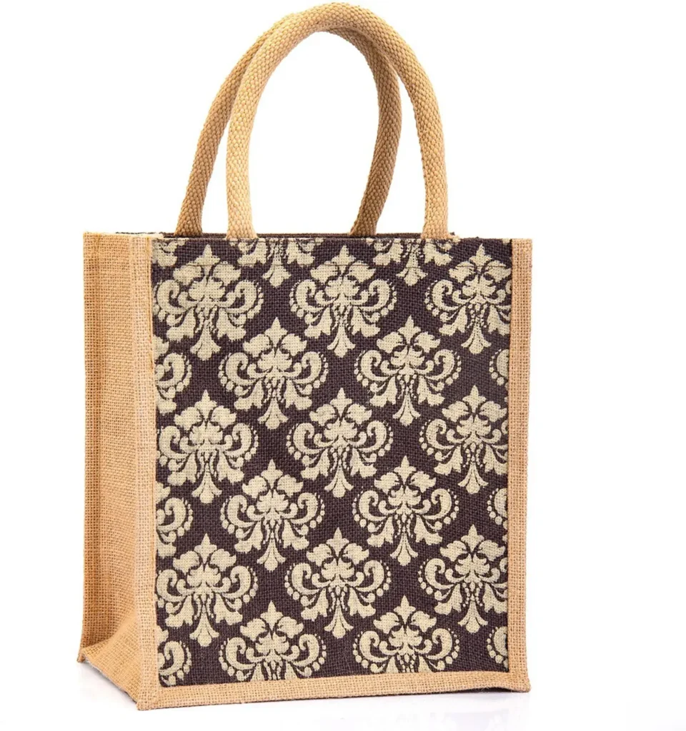 jute lunch bag Waterproof manufacturer & supplier in India & worldwide. Eco-friendly, durable lunch bags with waterproof lining, zip closure & bulk customization.